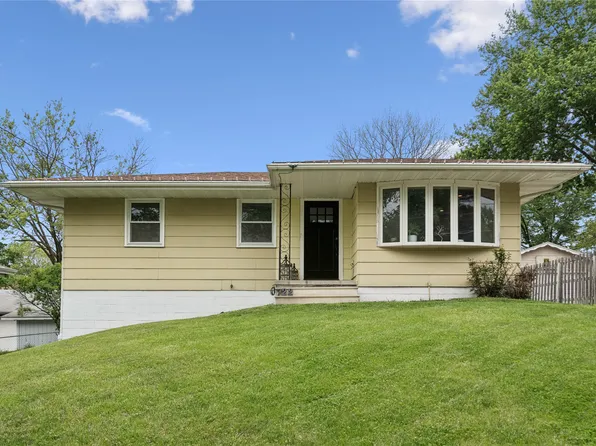 722 E Diehl Ave, Des Moines, IA 50315