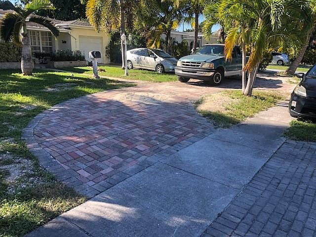 2nd image of 1660 NE 174th Street