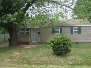 613 Vaughan Ave, Hampton, VA 23661