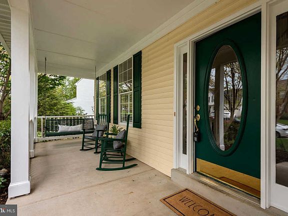 2nd image of 20642 Oakencroft Ct