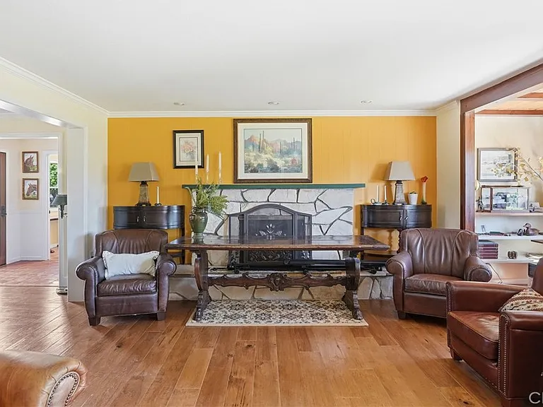 2611 Janin Way — Photo 5