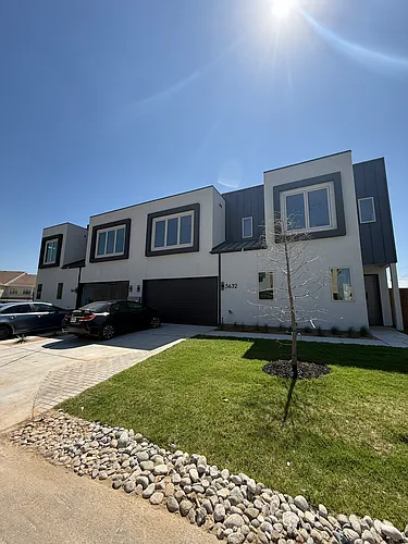 5632-5634 Mesa Cir Photo 1