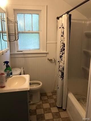 3rd image of 16 N Park Ave