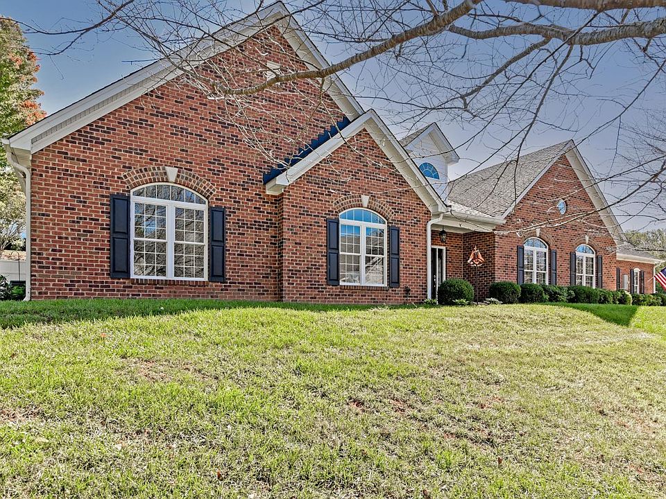 1st image of 1249 Fleming Way
