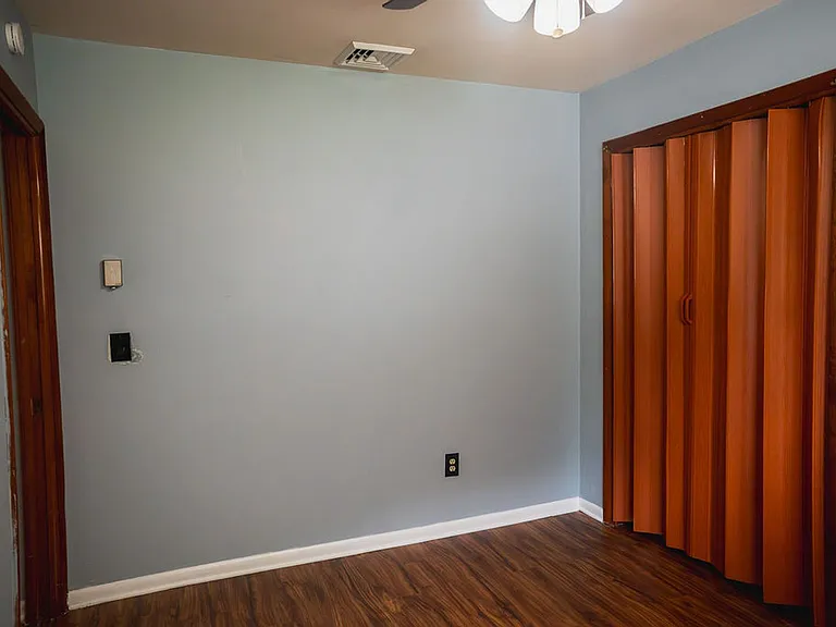 1210 Main Street — Photo 10