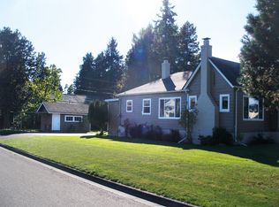 383 East St, Blaine, WA 98230