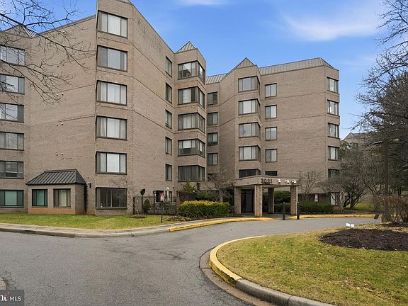 2nd image of 3021 Fallstaff Rd Unit 502B