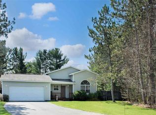 2494 Sadie Ln, Grawn, MI 49637