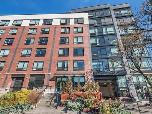 360 Smith Street image 1 of 9