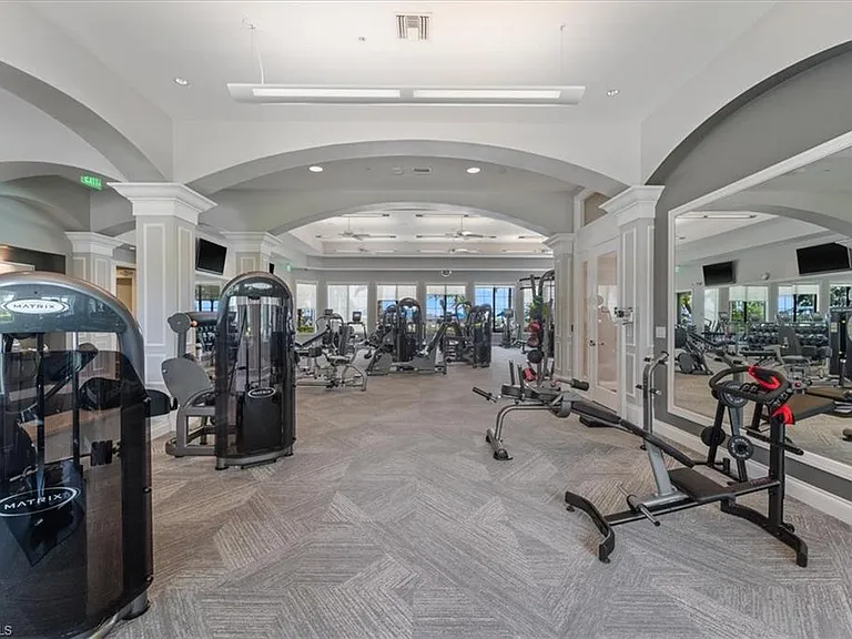 5476 Katia Ct — Photo 27