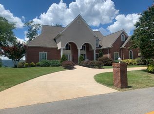 345 S Mission Ridge Dr, Rossville, GA 30741