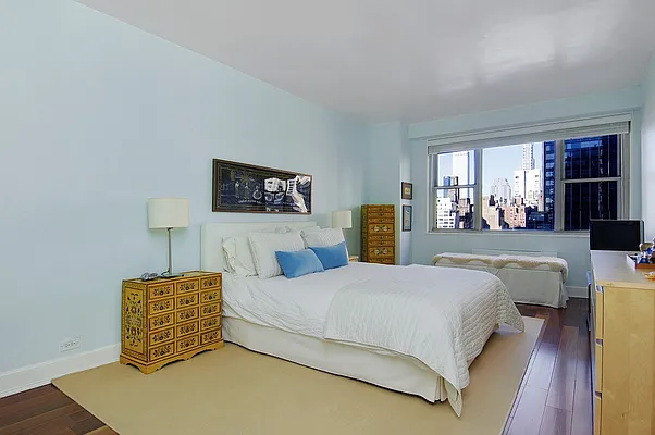 Sold by Corcoran | media 1