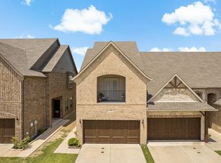 321 Featherstone Trl, Wylie, TX 75098