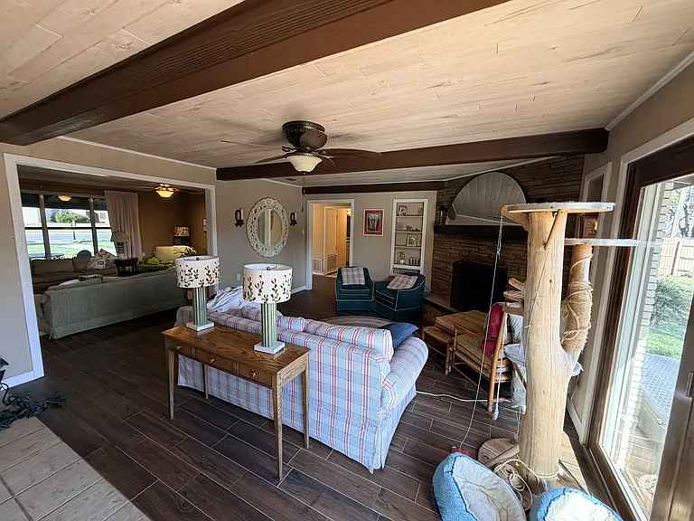 2601 Oxford Ave — Photo 11