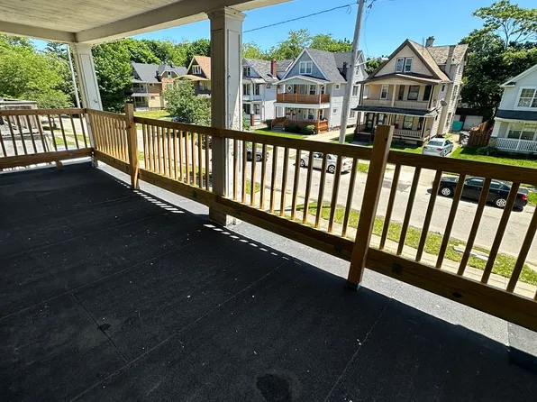 12341 Chesterfield Ave #Up, Cleveland, OH 44108