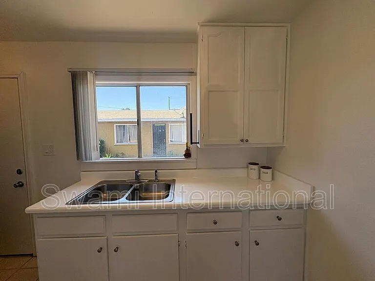 4542 W Imperial Hwy #C — Photo 5