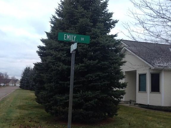 3rd image of 9203 Emily Dr
