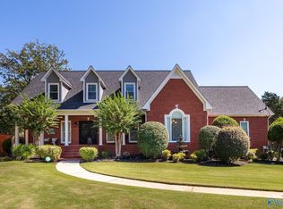 3412 Oakridge Dr SW, Decatur, AL 35603