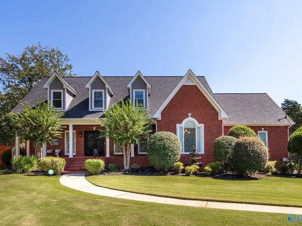 3412 Oakridge Dr SW, Decatur, AL 35603