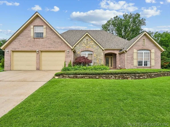3310 Callaway Dr, Claremore, OK 74019