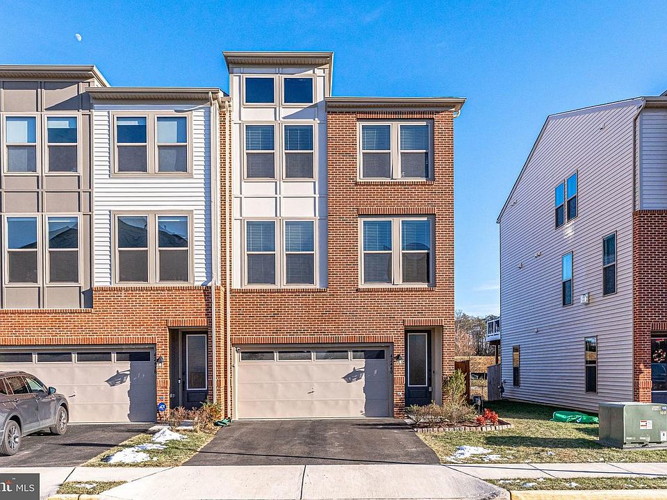 1st image of 42440 Dogwood Glen Sq
