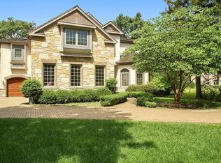 580 Greenwood Rd, Northbrook, IL 60062