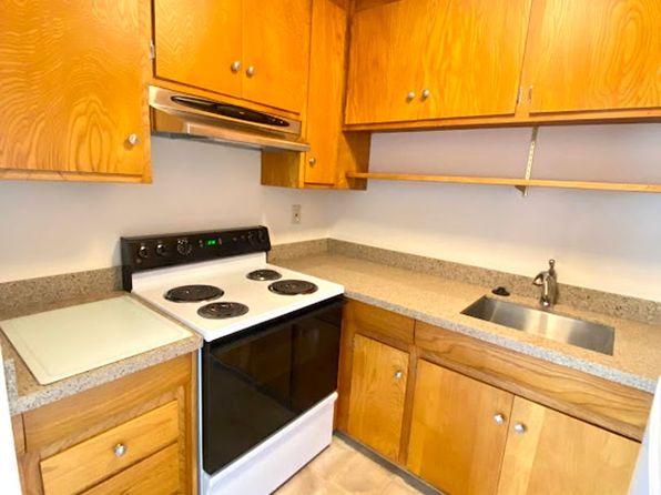 2311 Carlmont Dr #16