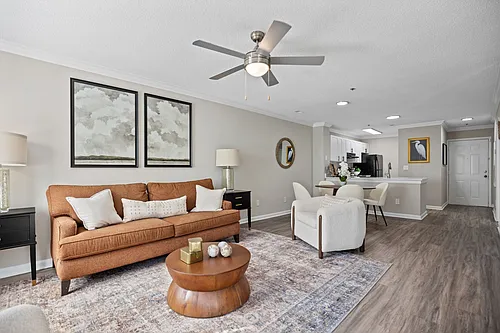 Northlake Apartments Photo 1