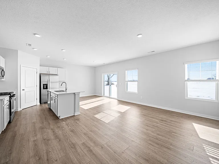 511 Darliene Dr — Photo 53