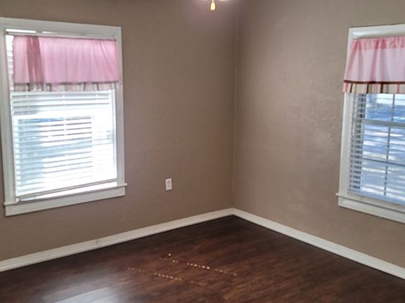 4th image of 1705 8th St