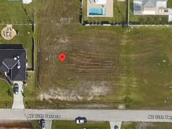 121 NE 12th TER, CAPE CORAL, FL 33909
