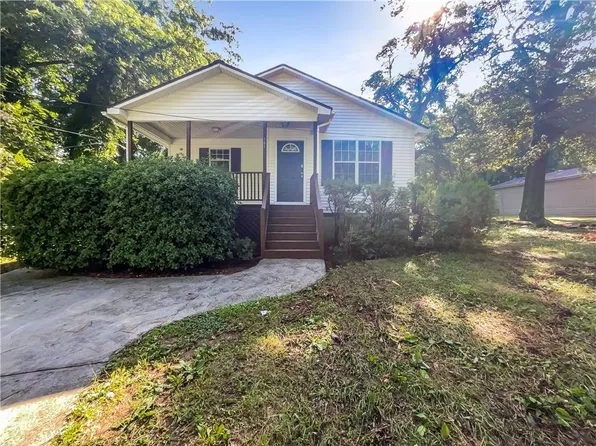 101 Dodd St, Fairburn, GA 30213
