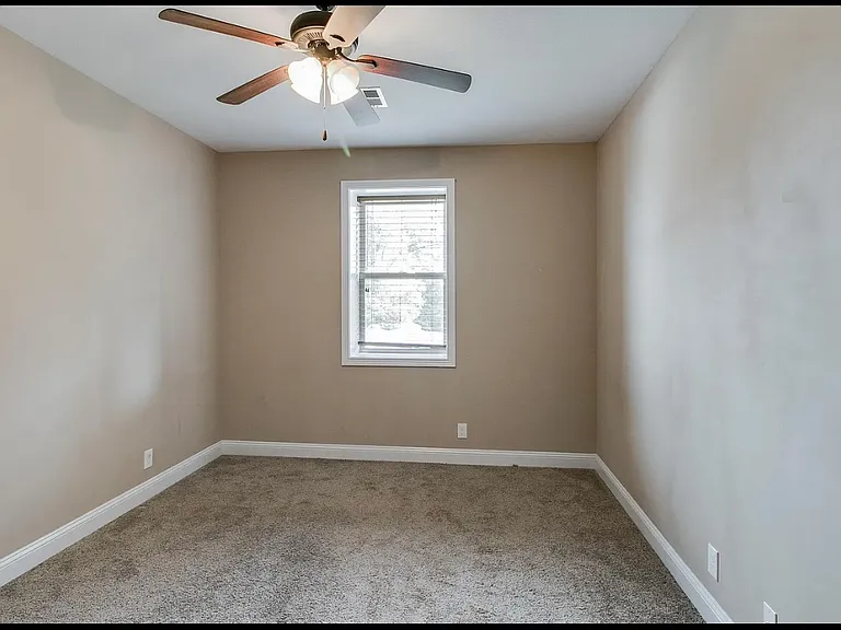 1132 Henry Place Blvd — Photo 15