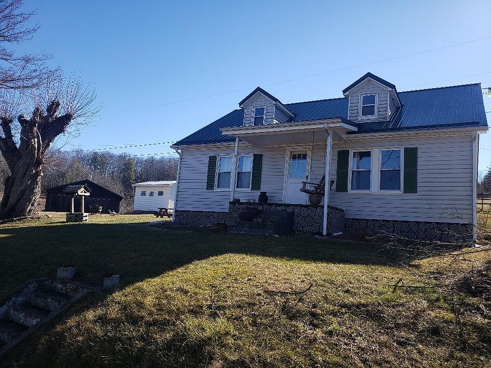 1st image of 345 Hampton Knob Ln