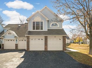 11041 Oregon Curv, Minneapolis, MN 55438