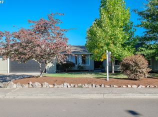 859 NE Kathryn St, Hillsboro, OR