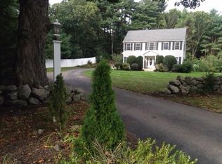 8 Stewart St, Franklin, MA 02038