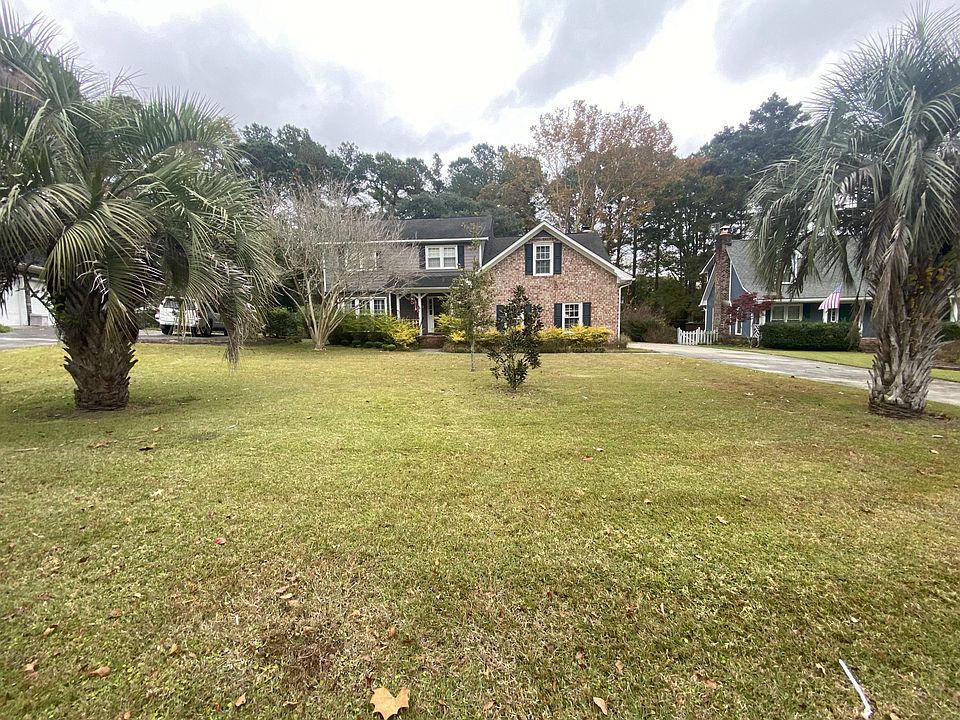 1st image of 107 Forest Glen Ct