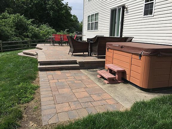 5th image of 109 Manderly Ct