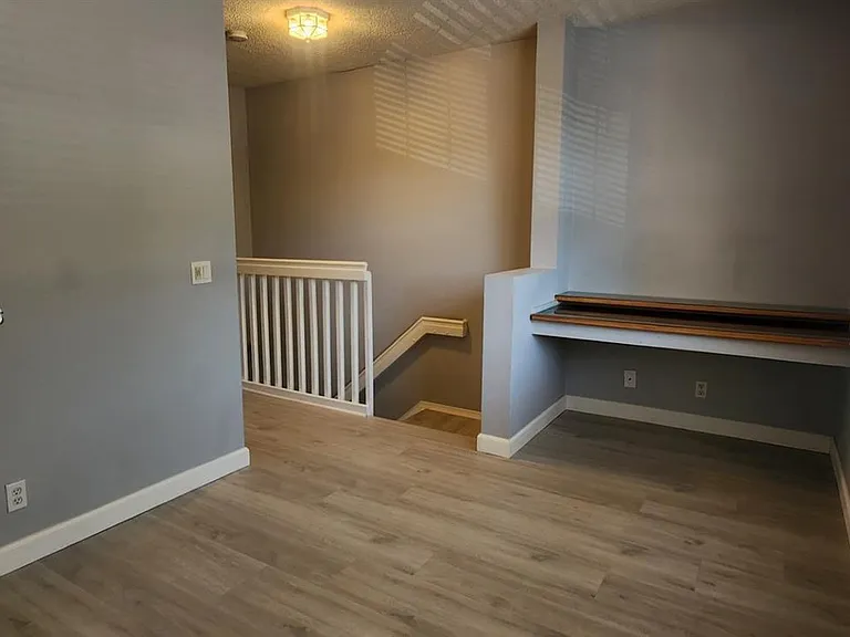 211 Mallory Ct #211 — Photo 19