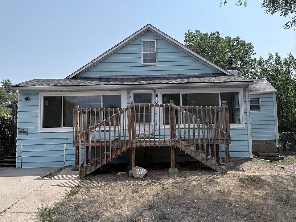 1st image of 818 Allen Ave