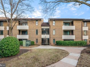 503 Florida Ave APT 103, Herndon, VA 20170