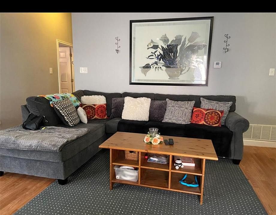 1st image of 1608 Park St