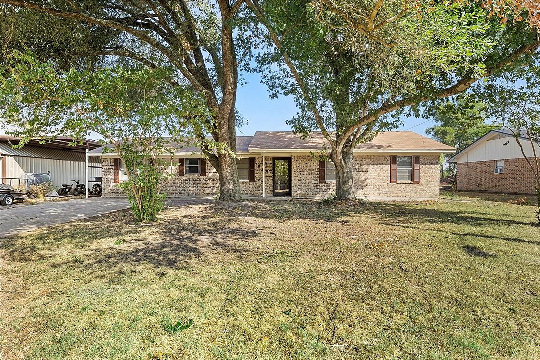518 E Avenue G, Rosebud, TX 76570 MLS 217776 Zillow