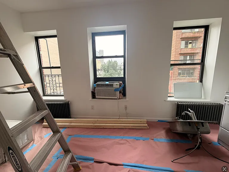 305 E 95th St #6B — Photo 5