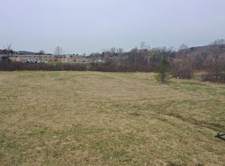 742 S Edgewood Ave, Somerset, PA 15501