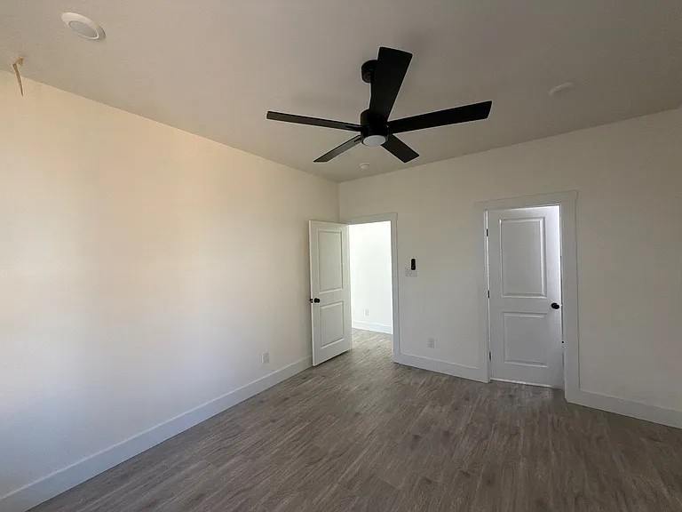 5707 Barkridge Dr — Photo 12