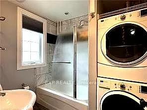 20 Cameron St N #3 — Photo 6