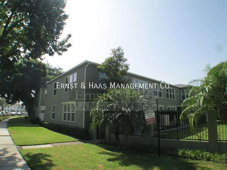 4531 N Banner Dr #3 — Photo 2