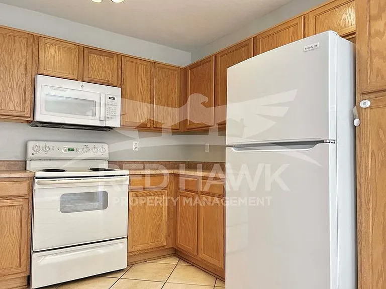 2701 E Bagdad Rd — Photo 10